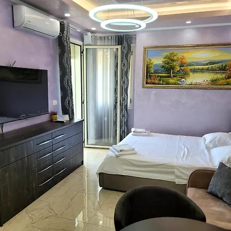 Newborn Apartments Lungomare Vlore Exterior photo