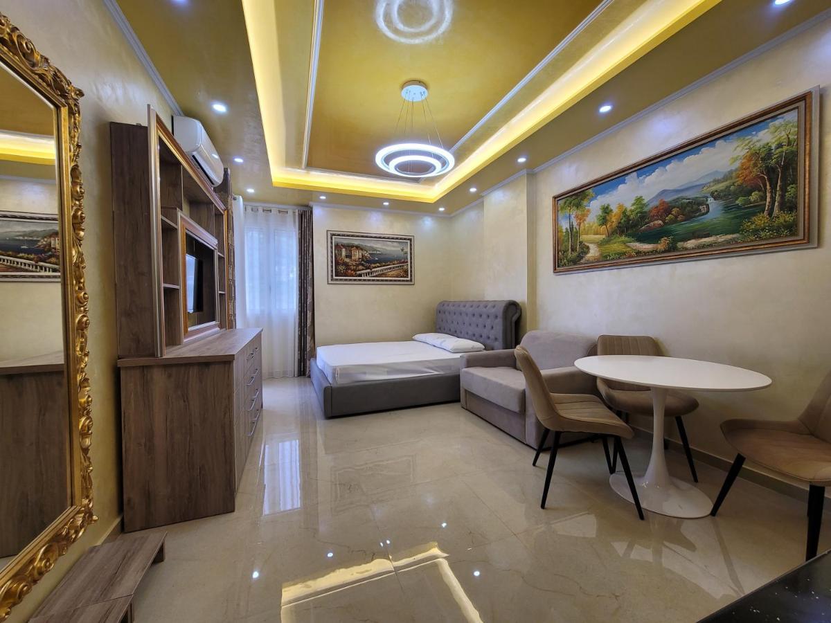 Newborn Lungomare Apartament