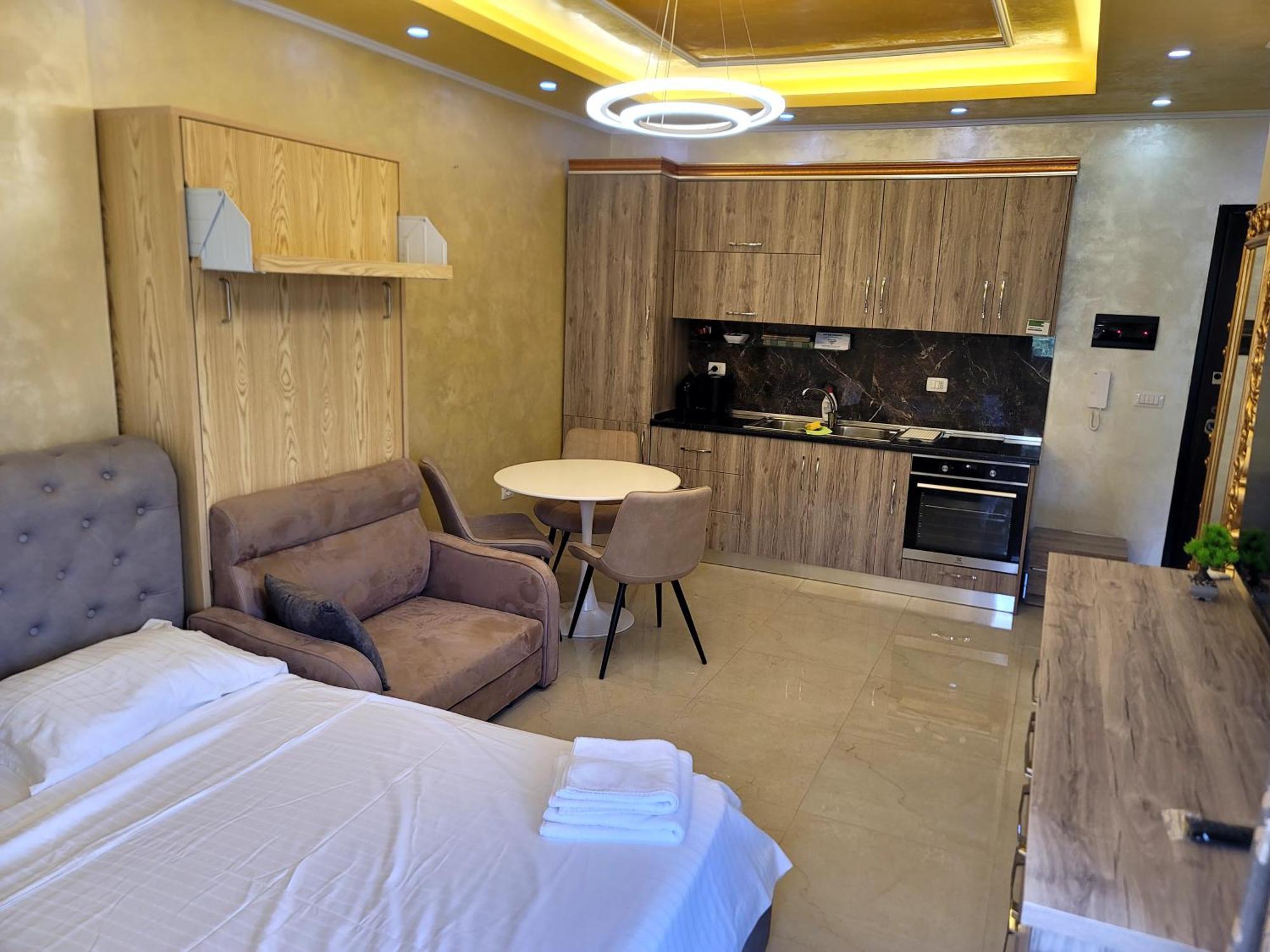 Newborn Lungomare Apartament